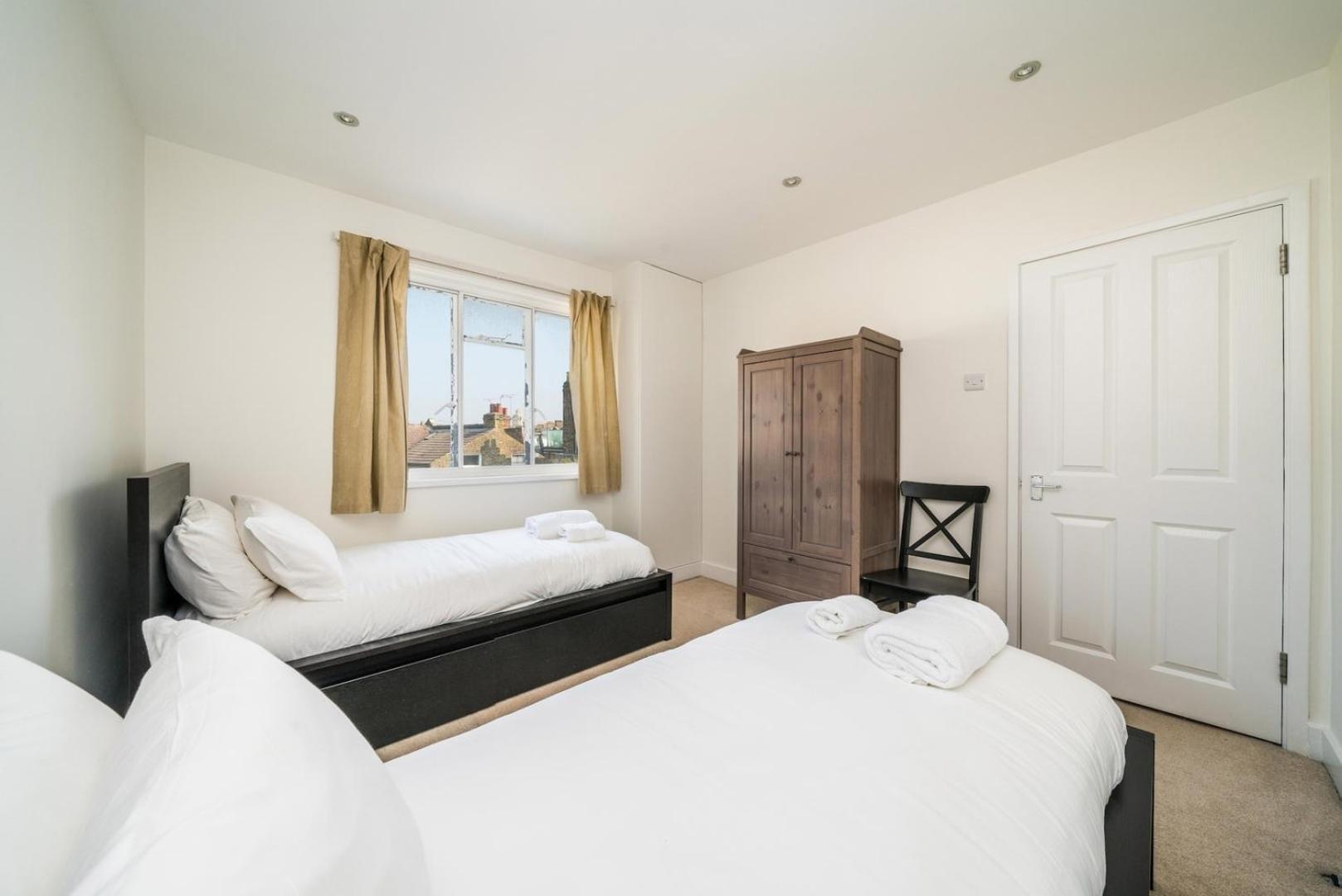 New 2Bd Flat Heart Of Battersea - Close To Station ลอนดอน ภายนอก รูปภาพ